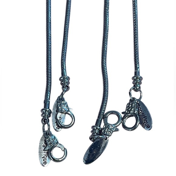 4 pandora-style snake chain charm bracelets - Picture 3 of 4